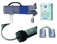 Mô tơ Austdoor AK 300A có tính năng đảo chiều
