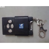 Tay khóa điều khiển cửa cuốn từ xa